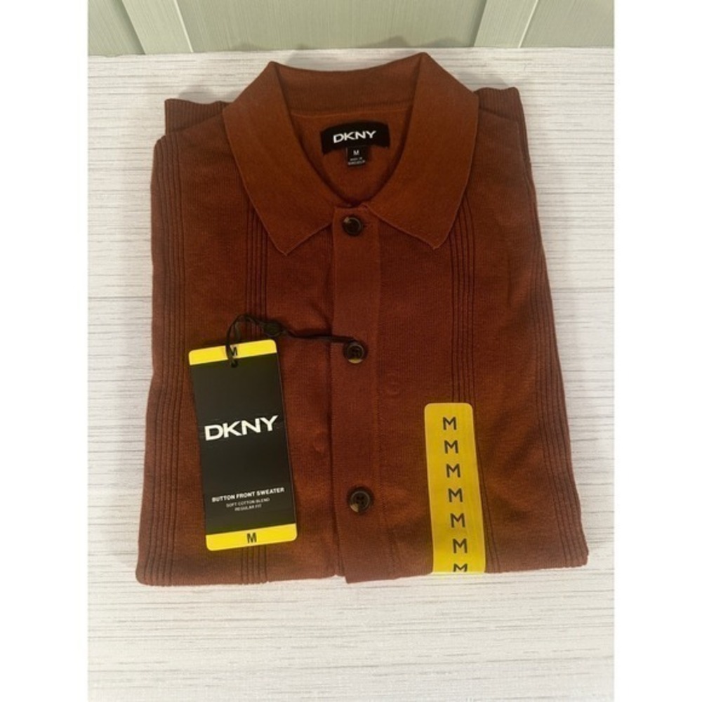 DKNY Mens Medium Button Front Sweater Brown Rust Short Sleeve Knit Polo NEW